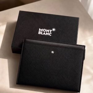 Black Mount Blanc pouch