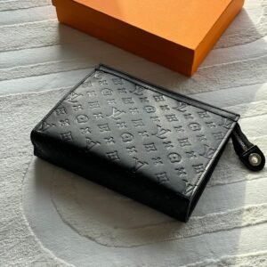 Louis Vuitton Men’s Pouch